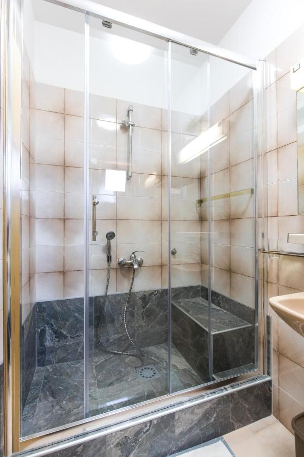 Apartmani Lovorka Punat Bagian luar foto