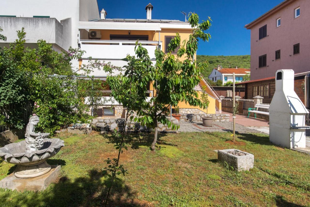 Apartmani Lovorka Punat Bagian luar foto