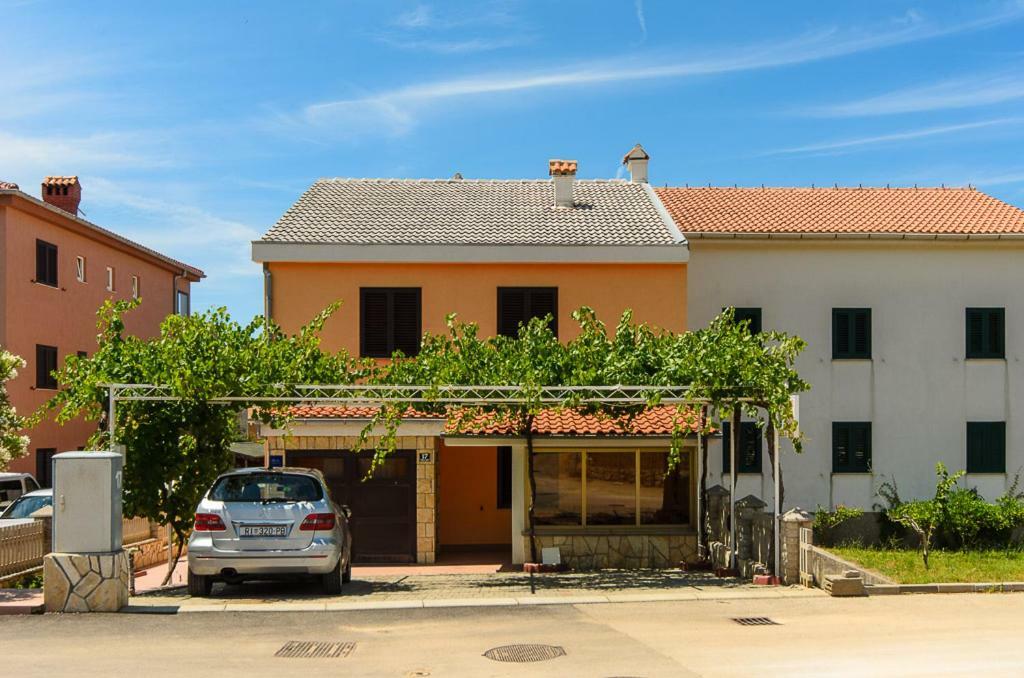 Apartmani Lovorka Punat Bagian luar foto